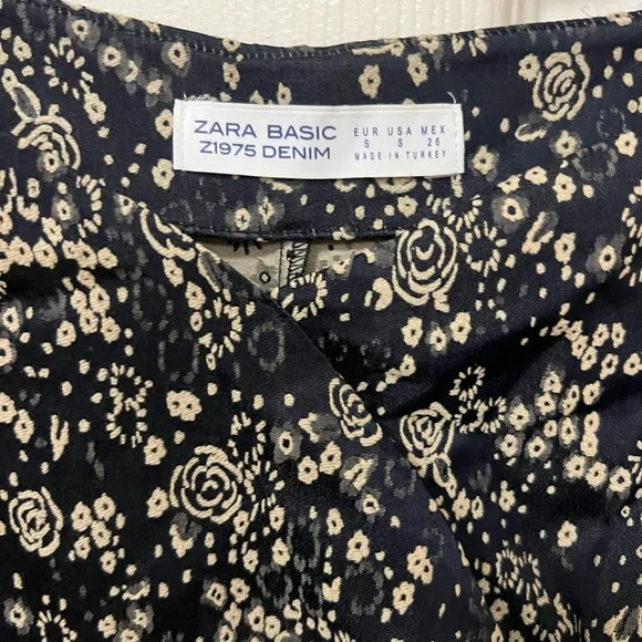 ZARA Vintage Black Floral Off Shoulder Dress Size small - Picture 5 of 6